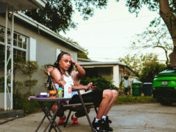 Favé – Money Maker (Lyrics)