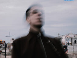 Milo J – Bajo De La Piel (Lyrics)