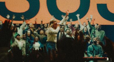 Elevation Worship feat Tiffany Hudson – Jesus Be The Name (Lyrics)