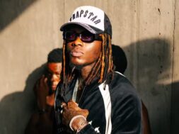 Himra feat 1ULTRAX – Ultra (Lyrics)