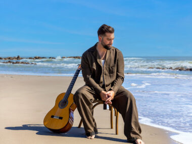 Kendji Girac – Baila (Lyrics)