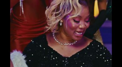 Roseline Layo – Les Hommes Du Pouvoir (Clip Officiel)