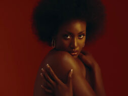 Bella Alubo – Fancy Lady (Paroles-Lyrics)