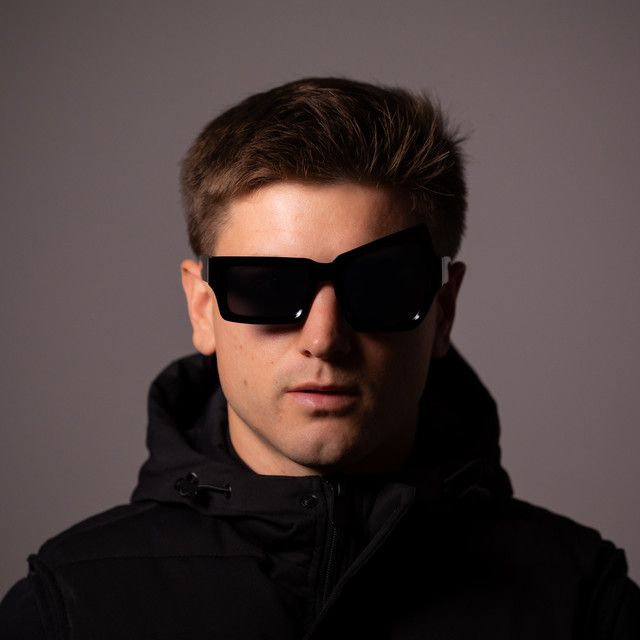 Koregan – Humain (Paroles/Lyrics)