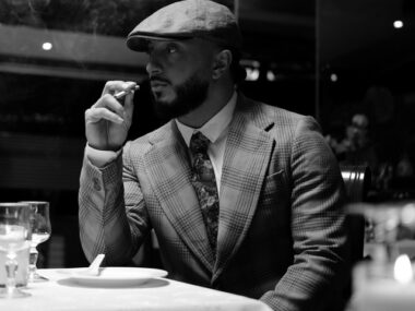 Warren Saada – Confiance aux femmes (Paroles-Lyrics)