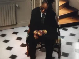 Celine Banza – Fille Parfaite (Lyrics)