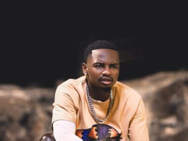 Eboloko – Casado (Lyrics)