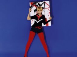 PinkPantheress – Illegal (Lyrics)