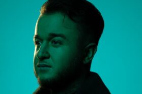 Alexy Large ft Veya Sarih – Piano (Lyrics)