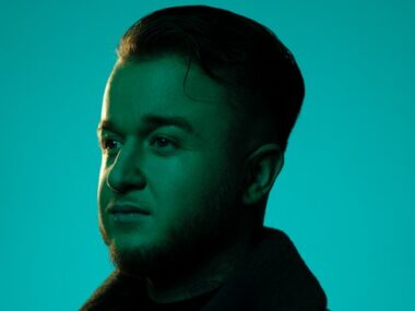 Alexy Large ft Veya Sarih – Piano (Lyrics)