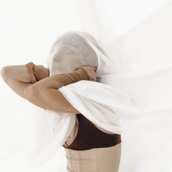 Zélie – CE CORPS (Lyrics)