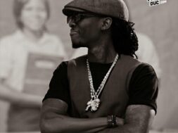 Vano Baby change les règles en pleine compétition : au lieu d’un gagnant, il en choisit 4 !