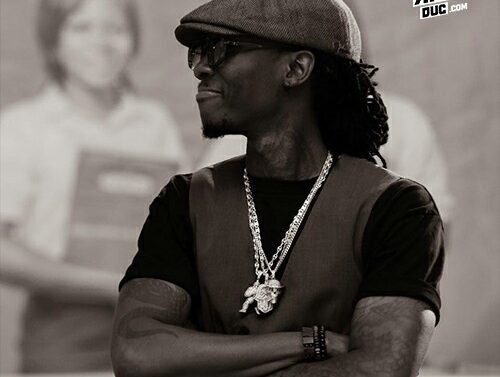 Vano Baby change les règles en pleine compétition : au lieu d’un gagnant, il en choisit 4 !