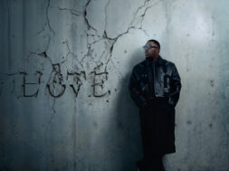 Joé Dwèt Filé – Rihanna (Lyrics + English Translation + Signification)