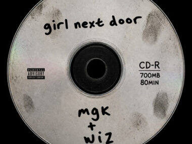 mgk ft Wiz Khalifa – Girl next door (Lyrics + Traduction en français)