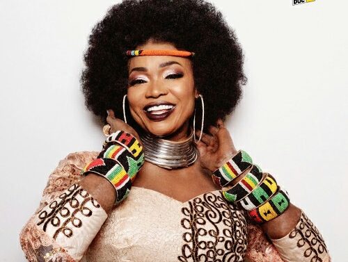 Biographie de Oumou Sangaré