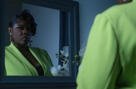 Tina – Silencieuse (Lyrics)