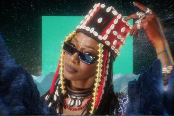 Fatoumata Diawara – Mogo (Clip officiel)