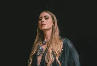Gemma Griffiths – Mjolo Lyrics