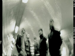Oasis – The Hindu Times (Lyrics)
