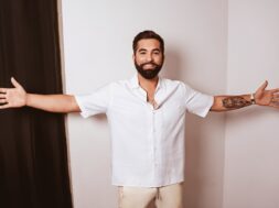 Kendji Girac – Un Dos Tres (Lyrics)