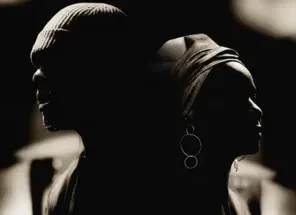 Idris Elba ft Angélique Kidjo – An African (Lyrics + Traduction)