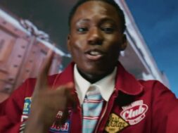 Keblack – Pas normal (Lyrics)