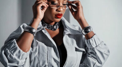 Ophelie Eyafa ft Adah Akenji – A Vie (Lyrics)