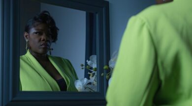 Tina – Silencieuse (Lyrics)