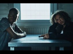 Ninho – DES PIGES (Clip officiel)