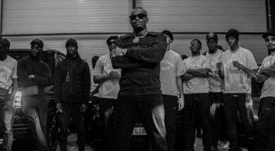 Guy2Bezbar – MI KOZAI MI STREET (Lyrics)